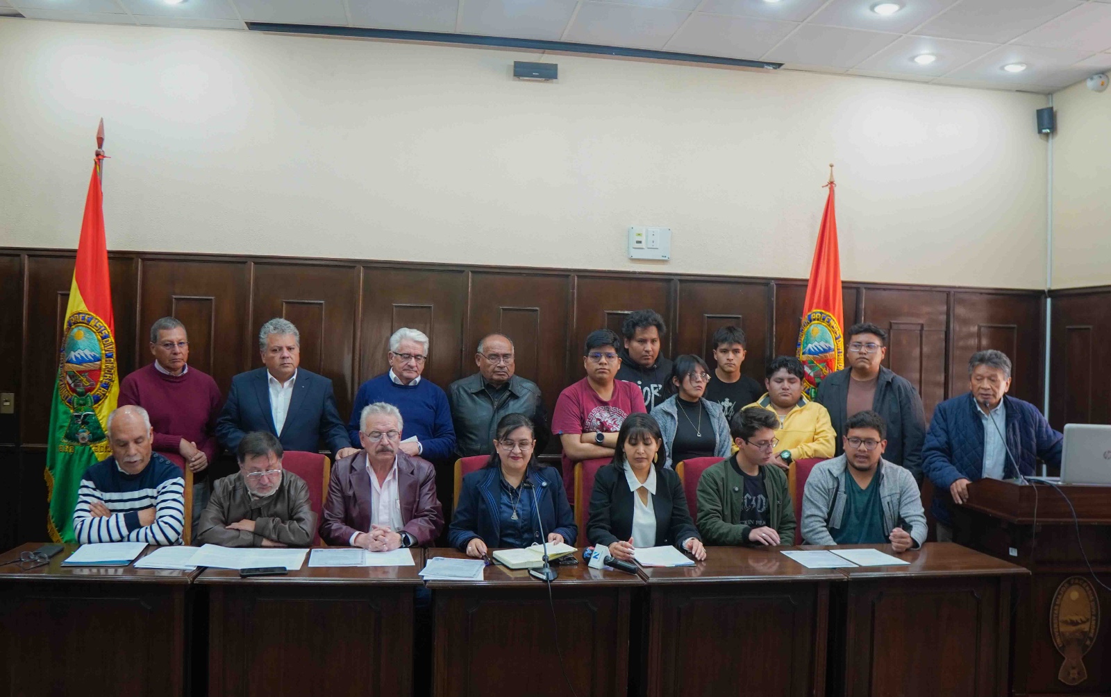 UMSA alerta prácticas que degradan al sistema universitario y activa acciones legales contra el congreso